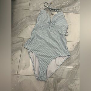 🩵 blue and white striped Jessica Simpson full piece swimsuit🩵